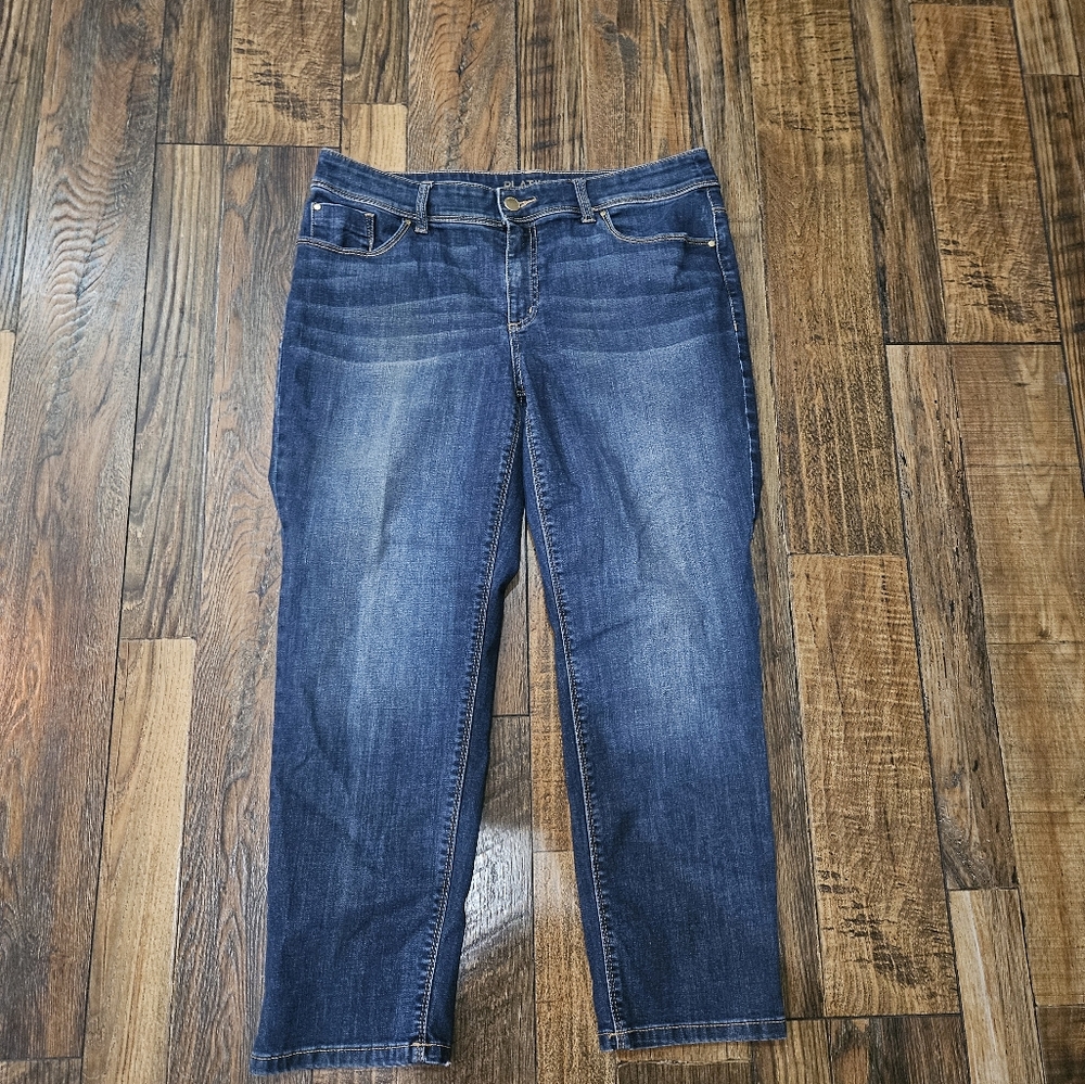 Chico's Platinum Jeans. Size‎ 1 (Women's 8-10)